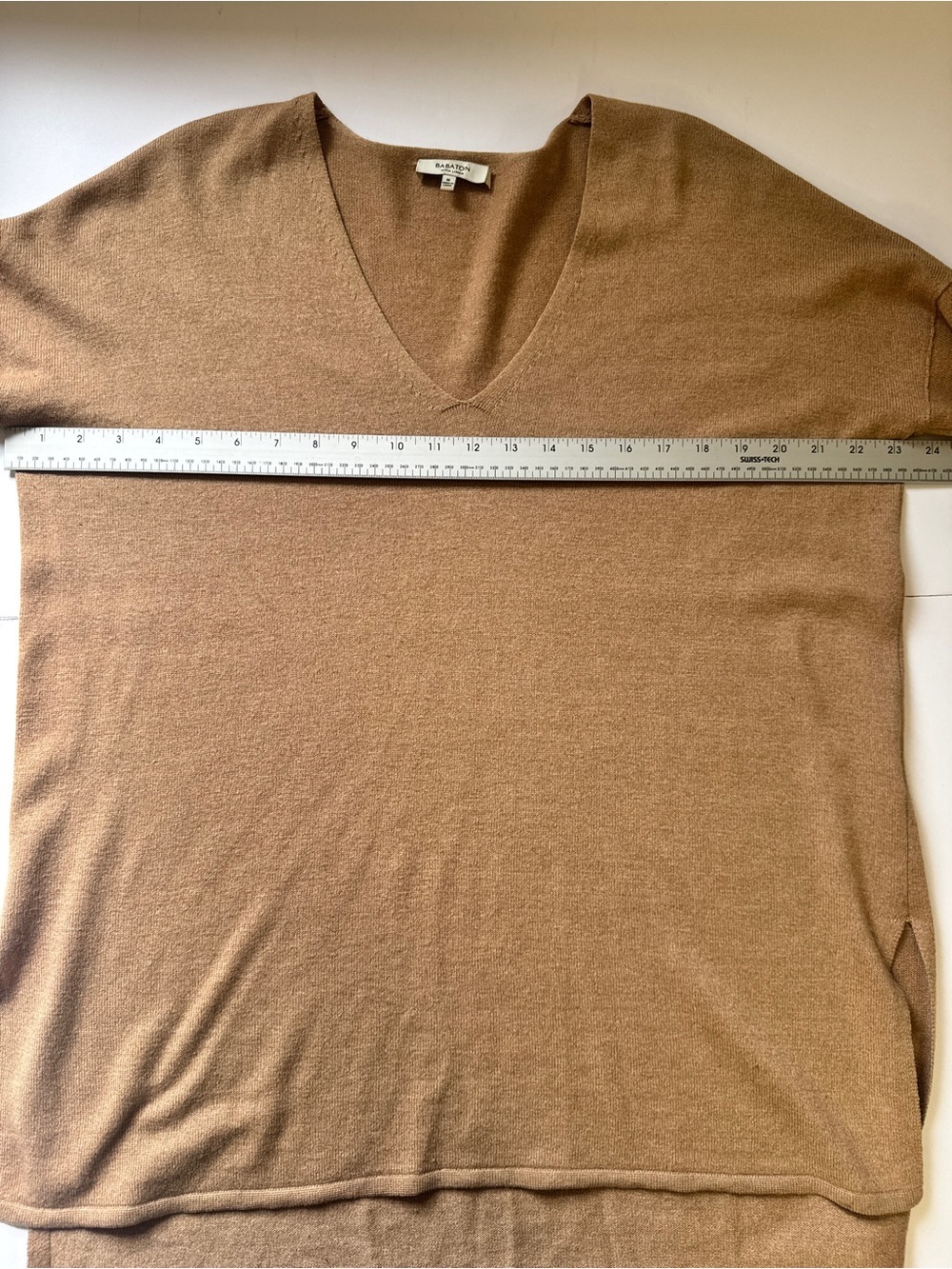 Aritizia Babaton Linen Baylor Sweater Long Sleeve Wool Blend Tan Sz M - Picture 9 of 16